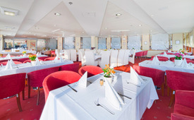 M/F Wawel - A’la carte restaurant